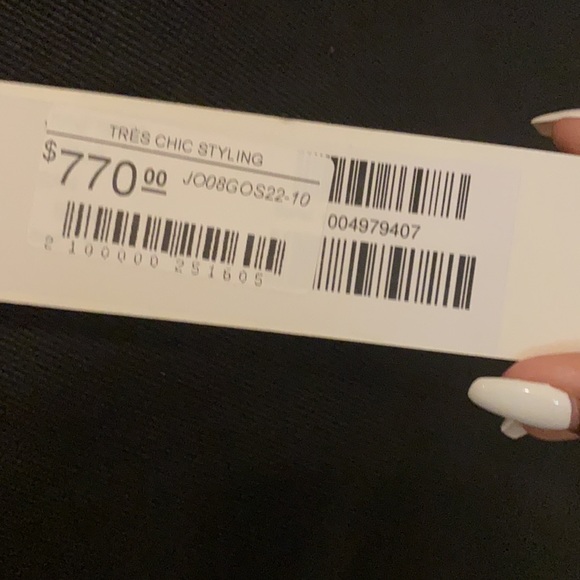 Evening gown by Jovani 67977. Color gold. Never worn - Picture 3 of 6